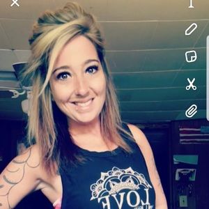 Meet your Posher, Randi kay